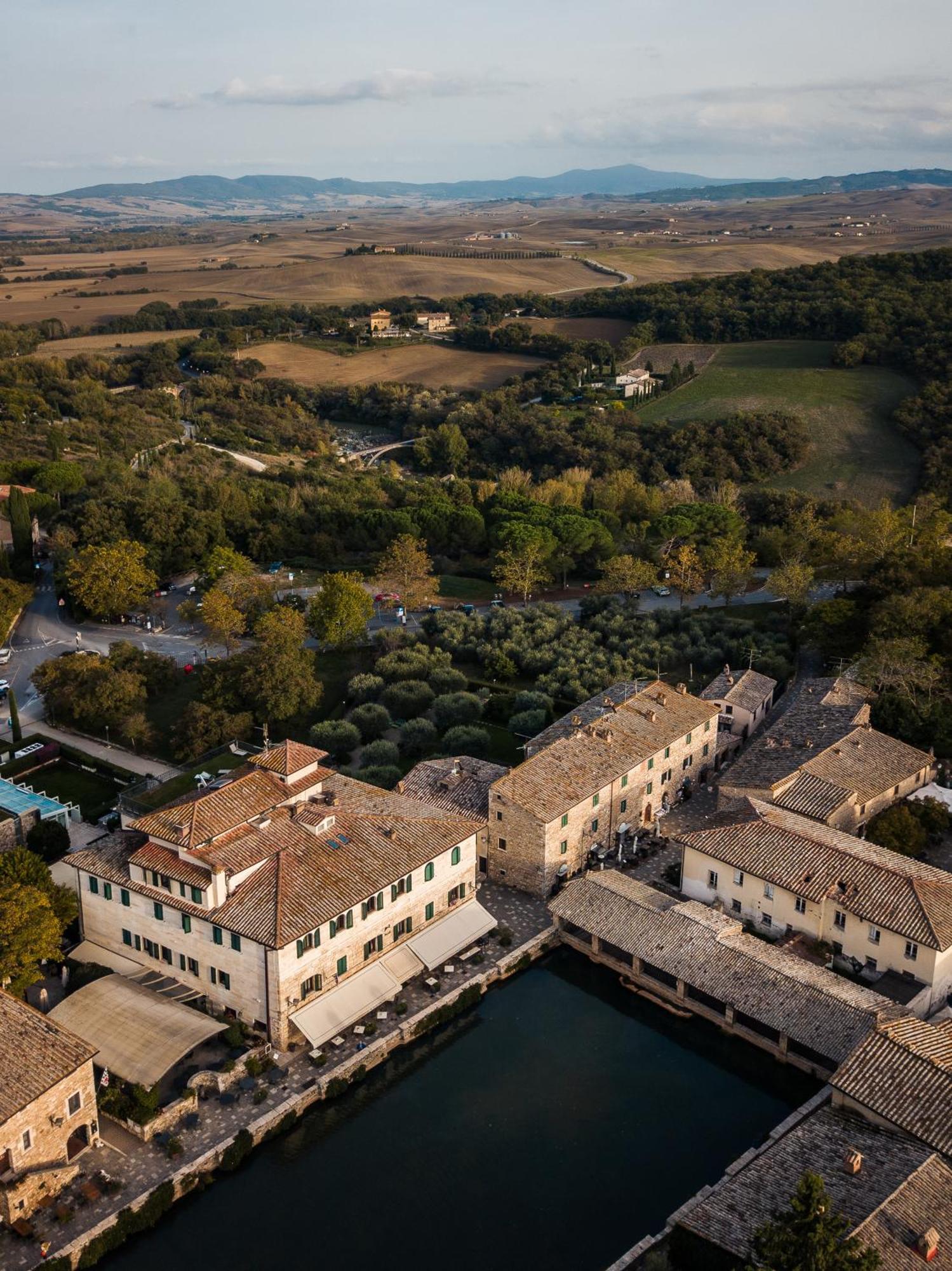 Albergo Le Terme Баньо-Виньони Экстерьер фото